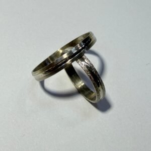 Klasične burme od zlata sa sjajnom linijom